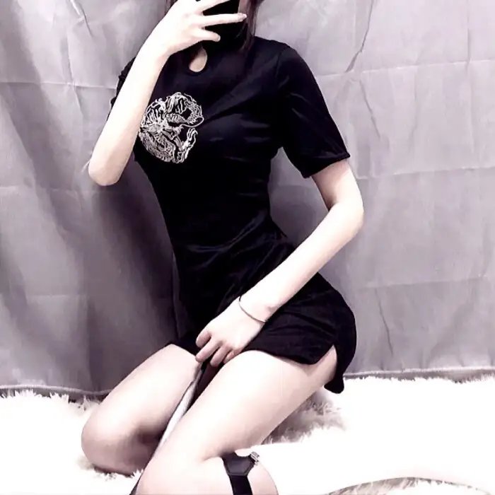 狼女